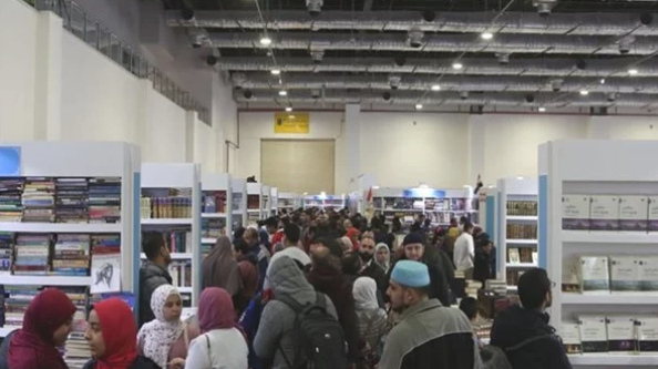 المعرض: 4 ملايين زائر..والكتاب الورقي لم يفقد رونقه بعد