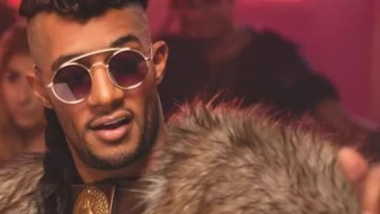 باسم سمرة يتعدى على محمد رمضان في حفل زفاف.. فيديو