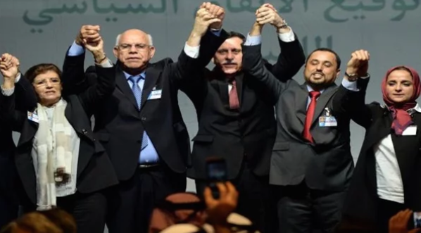 سياسي ليبي: اتفاق الصخيرات يشوبه عوار قانوني وسقطت شرعيته