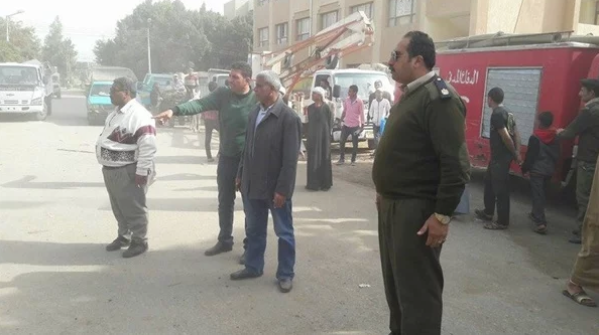 إصابة رائد بمركز شرطة ملوى أثناء فحص بلاغ بالعثور على جثة مجهولة