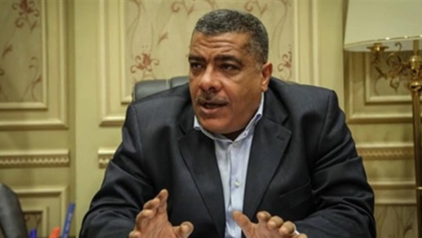 معتز محمود: مشاركة الرئيس السيسي في جنازة مبارك تؤكد على دوره الوطني سياسيا وعسكريا