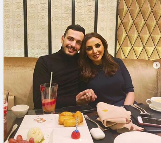شاهد.. أنغام تحتفل بعيد ميلاد زوجها