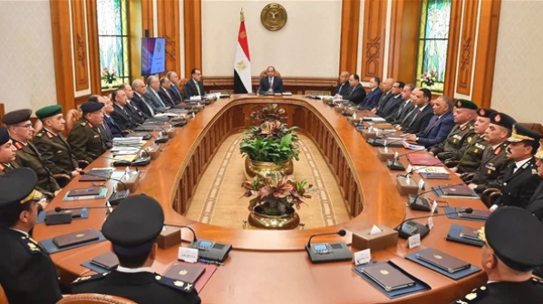 الرئيس السيسي يوجه المحافظين بالمتابعة الدقيقة لملف تقنين واسترداد أراضي الدولة