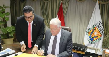محافظ جنوب سيناء: فحص جميع العاملين والزائرين بالمدن السياحية لمواجهة كورونا