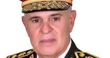 رئيس الأركان يتفقد اصطفاف عناصر القوات المسلحة لمجابهة فيروس كورونا