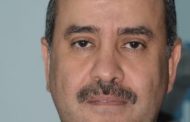 وزير الطيران: على استعداد لاجلاء أى مصرى يريد العودة قبل تعليق الطيران