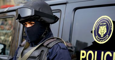 شخصان ينتقمان من شاب باختطافه وتقيده بالسلاسل ويتعديان عليه جنسيا بكفر الشيخ