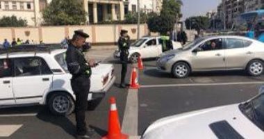 النشرة المرورية.. انتظام حركة السيارات بمحاور وميادين القاهرة والجيزة