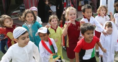 وزارة التعليم الإماراتية تبدأ الدراسة عن بعد للوقاية من كورونا