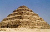 بعد افتتاح رئيس الوزراء له.. هرم زوسر المدرج يفتح ابوابه للجمهور.. ابرز المعلوات عن أول بناء حجرى بالتاريخ