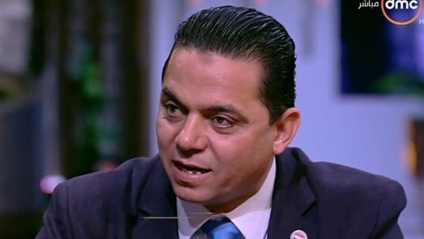 ايهاب غطاطي: ملائكة الرحمة والأطباء في الصفوف الأولى من الحرب الكبرى لوقف انتشار كورونا