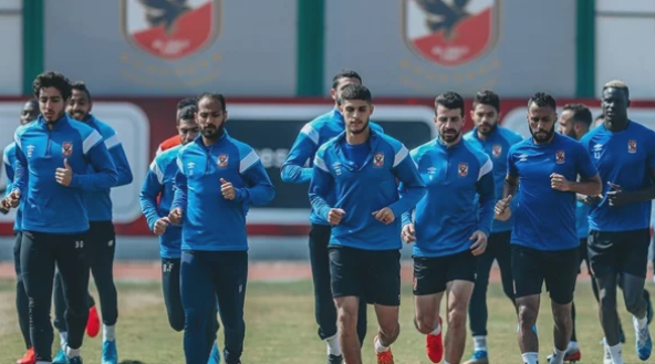 الأهلي يفرض الحظر الإعلامي على لاعبيه