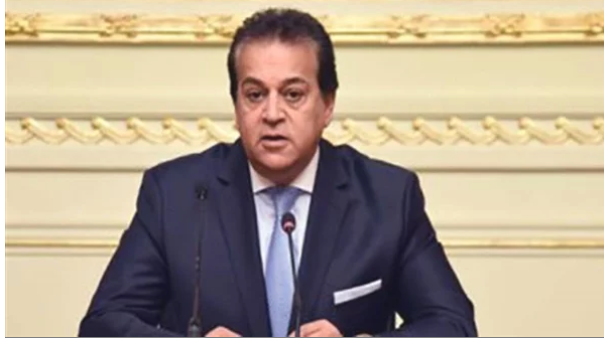 لمحاصرة الفيروس.. التعليم العالي: من المحتمل مد الدراسة بالجامعات بعد انتهاء تعليقها