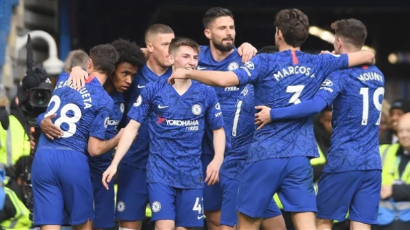 تشيلسي يدك شباك ايفرتون 4-0 ويعزز موقعه رابعا في الدوري الإنجليزي