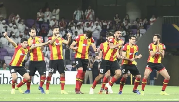 وصول حافلة الترجي لاستاد رادس وسط إجراءات أمنية مشددة