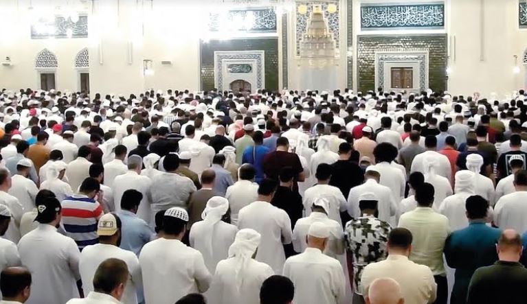 وزير الأوقاف: إيقاف صلاة الجماعة والجمعة مؤقتا في كل المساجد على مستوى الجمهورية