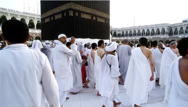 بعد تعليق رحلات العمرة .. كيف تسترد حقوقك من شركات السياحة