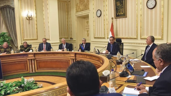 رئيس الوزراء يتابع خطوات استصلاح واستزراع مشروع درب البهنساوى بالمنيا