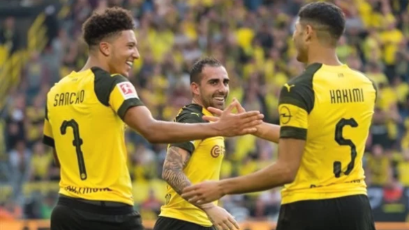نجم منتخب المغرب يقترب من الانتقال لـ الدوري الإنجليزي