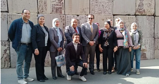 خالد عبد الغفار: طلاب كليات الفنون بجامعة حلوان استطاعوا تحويل الحجارة للوحات فنية