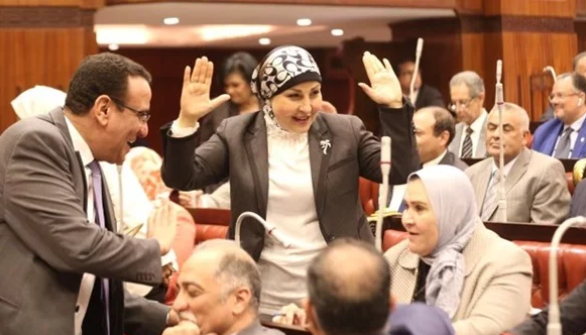 سبق العالم.. ماذا قدم البرلمان للمرأة في يومها العالمي؟