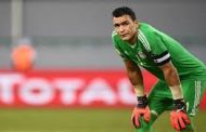 شرف ليك تعدي من أمام بابه.. رد قاسي من نجم الزمالك على تصريحات عصام الحضري