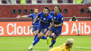 نجم الهلال السعودي يكشف حقيقة مفاوضات النصر