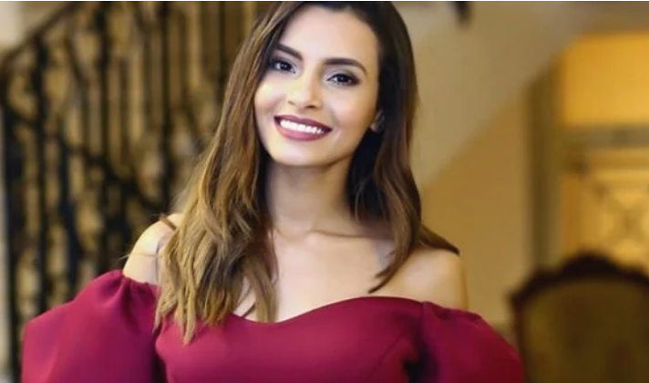 قدام مريتها عادي بتدلع براحتها ..كارمن سليمان تشعل تيك توك