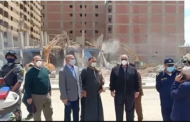 محافظ القاهرة يزيل ١٠ مبانى بدون ترخيص على جانبى ترعة الطواري
