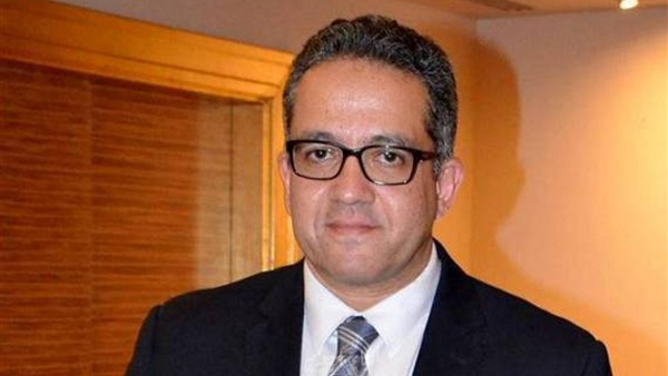 العناني : شهادة طبية شرط دخول السياح الي مصر تؤكد خلوهم من فيروس كورونا