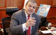 القوى العاملة تدعوا لعدم الانسياق وراء الصفحات الوهمية.. الصفحة الرسمية تحمل الشارة الزرقاء