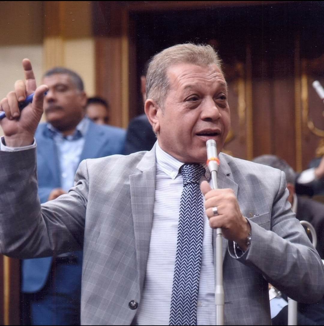 اسامة شرشر : قرار السيسى بتأجيل تطبيق قانون الشهر العقارى تاريخى