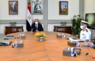 الرئيس السيسى يطلع على عرض لأحدث التقنيات الهندسية لبناء الموانئ البحرية