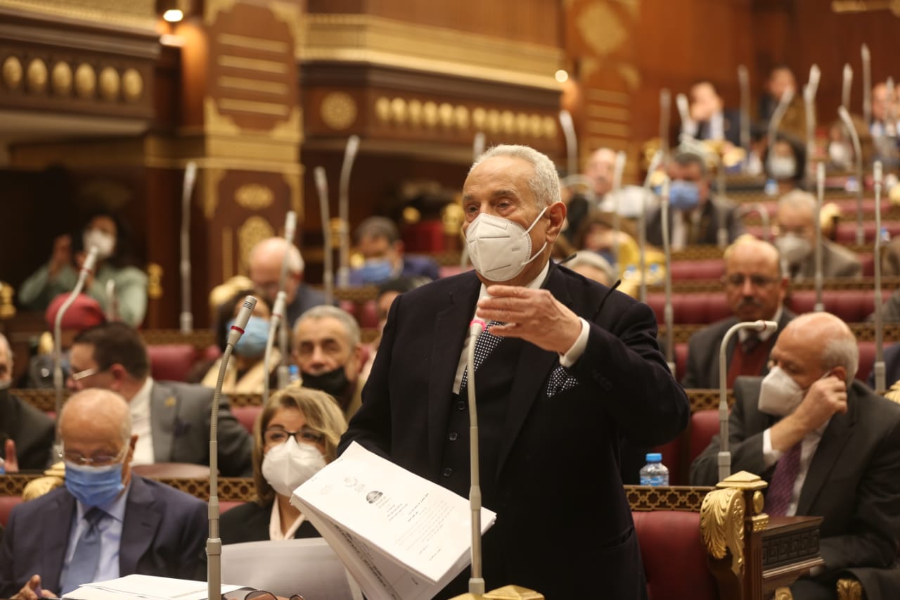 ابوشقه : قانون العمل استحقاقاً دستورياً ويمثل اضافه للثورة التشريعيه ومواكبه للجمهوريه الجديده