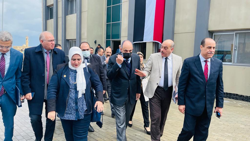 غادة الضبع : خارطة طريق لحل مشكلات المشروعات الصغيره تنفيذاً لتوجه الرئيس بإزالة العقبات ودعم الصناعه
