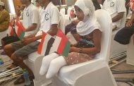 المركز العربي للأطراف الصناعية بسلطنة عمان يحتفي باستقبال الدفعة الرابعة عشر من الجرحى اليمنيين