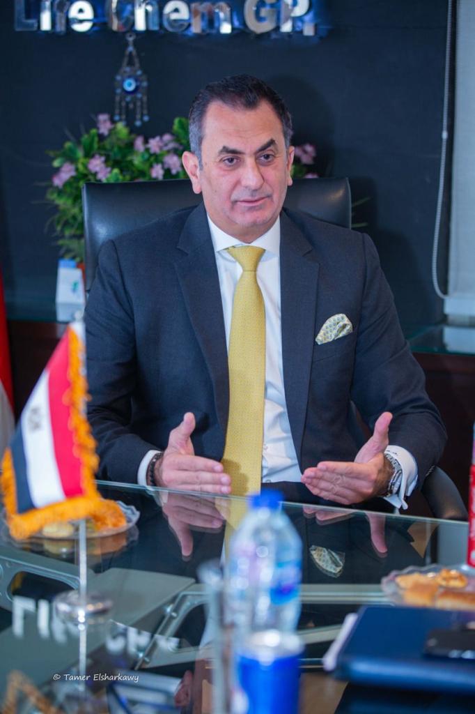ماجد شفيق يكشف تفاصيل استقبال أول سفينة صب سائل لمشروع نيوهورايزون تانك ترمينال بميناء غرب بورسعيد