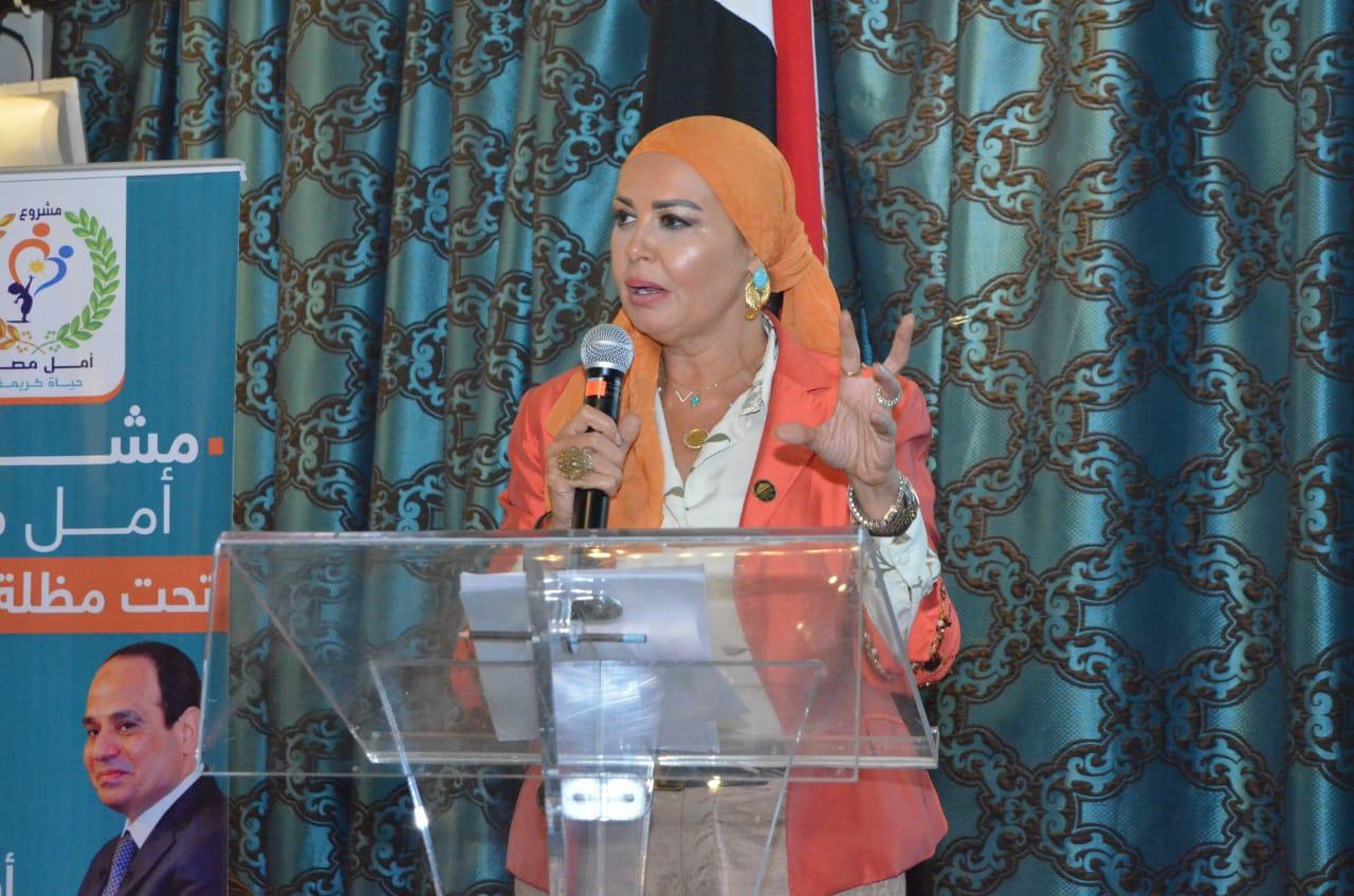 «النائبه امل سلامه» تدشن مؤسسة 
