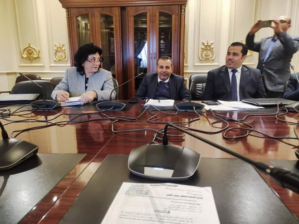 بناءً على طلب ميرفت عازر..