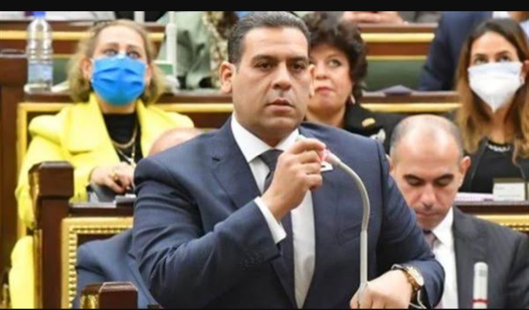 النائب أحمد نشات منصور: رسائل الرئيس اليوم فى عيد العمال رسالة طمأنه للمصريين
