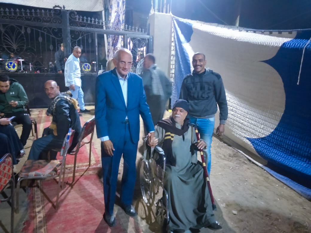 قبيل اغلاق الصناديق  