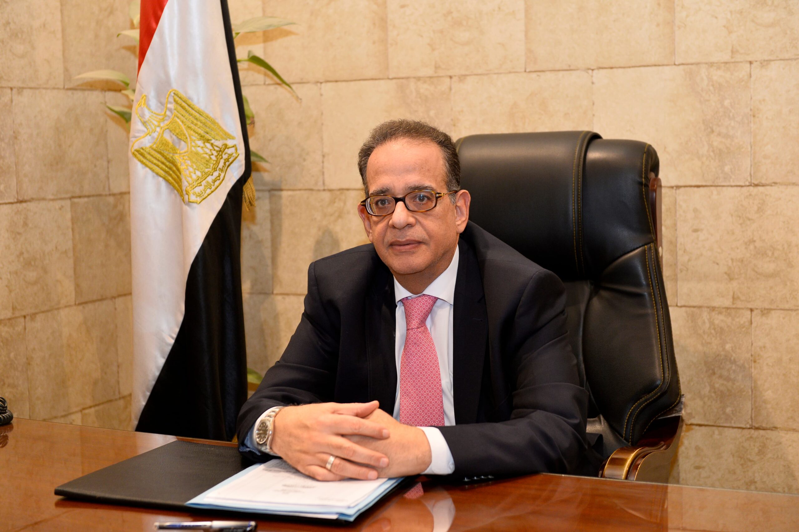 النائب طارق عبد العزيز : زيادة الرقعة الزراعية من أولويات الأمن القومي المصري